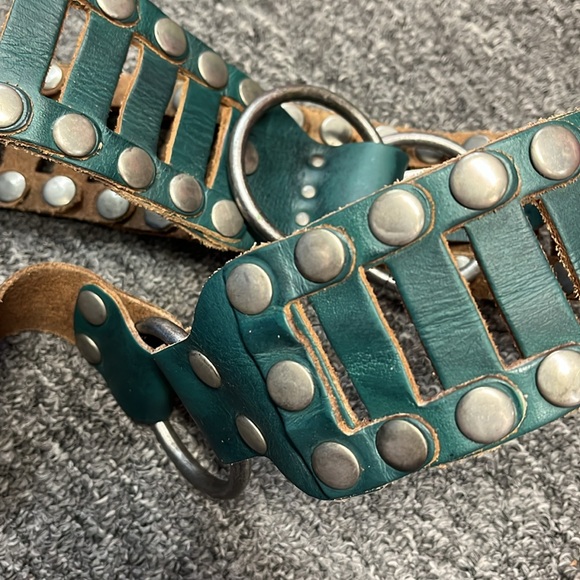 Free People Calgary Belt Green Leather New Teal Leather Studded Belt S/M - Picture 5 of 8